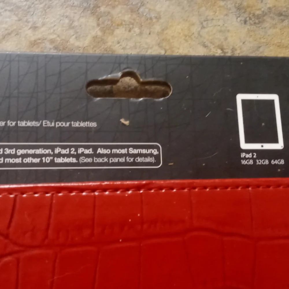 Varso Darwin cover for ipad or unversal tablets red croc skin - Picture 5 of 8